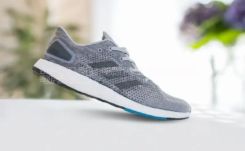 米兰app官网下载最新版一径科技2024夏季必备：时尚舒适的男士新款鞋履，
呵护父亲双足